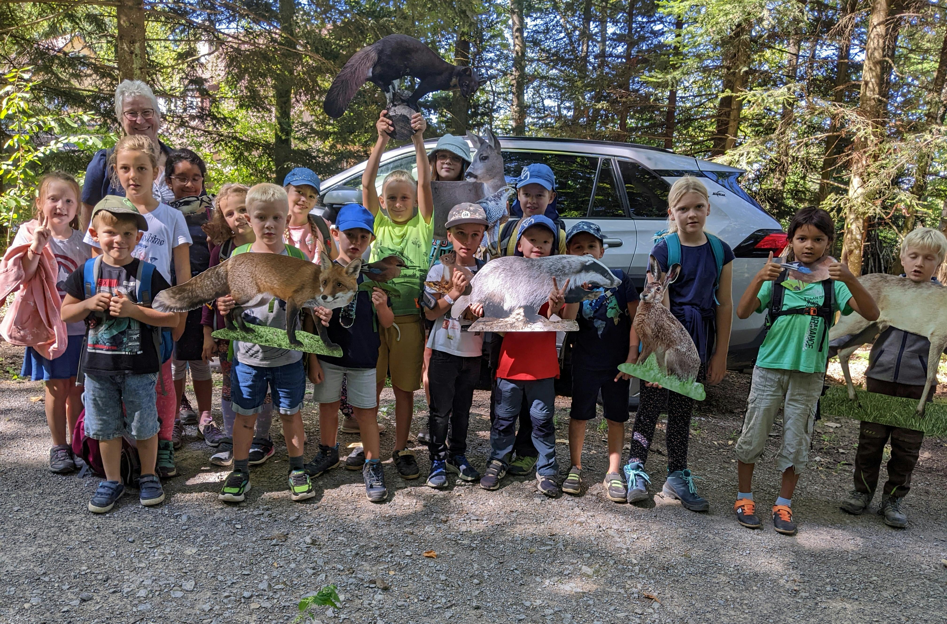 Bei einem spannenden Waldspaziergang lernten die Kinder im vergangenen Jahr zum Beispiel die heimische Tier- und Pflanzenwelt kennen.